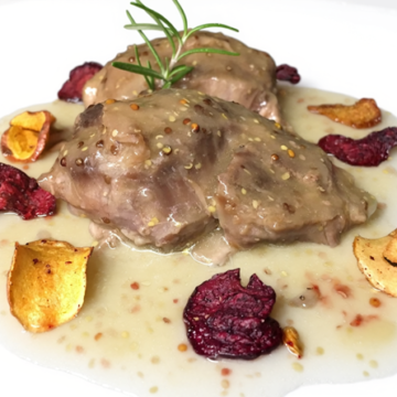 IBERIAN PIG CHEEK WITH HONEY AND MUSTARD