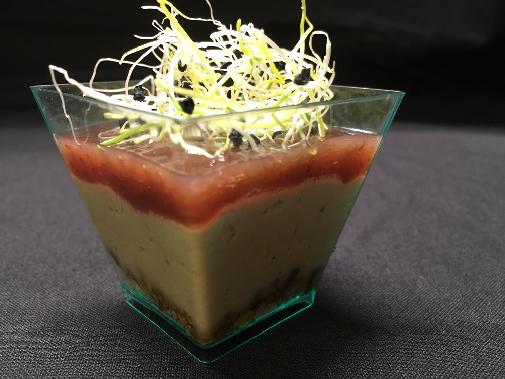 Verrine de foie gras aux figues et amandes caramelisees