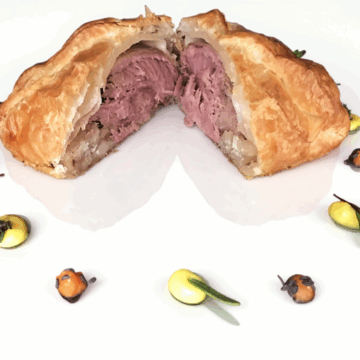 IBERIAN PUFF PASTRY WITH CHESNUTS