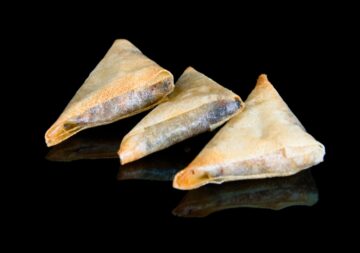 Triangulo de espinacas con bacalao