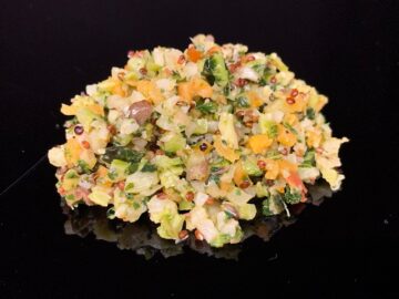 ENSALADA DE CURLY KALE Y QUINOA